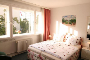 Ku'damm City Apartment mit Parkplatz